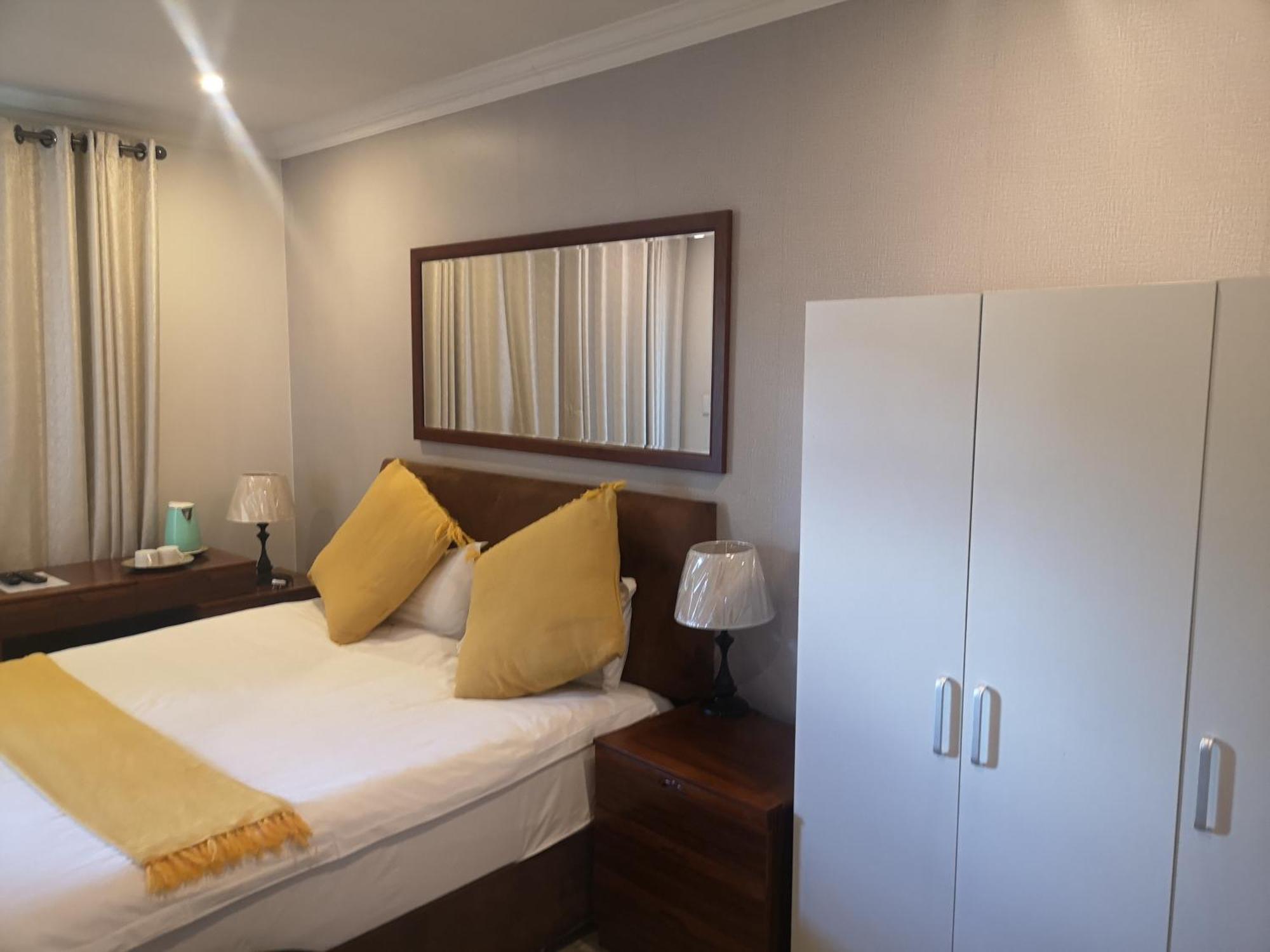 Lotus Guest House ヨハネスブルグ エクステリア 写真