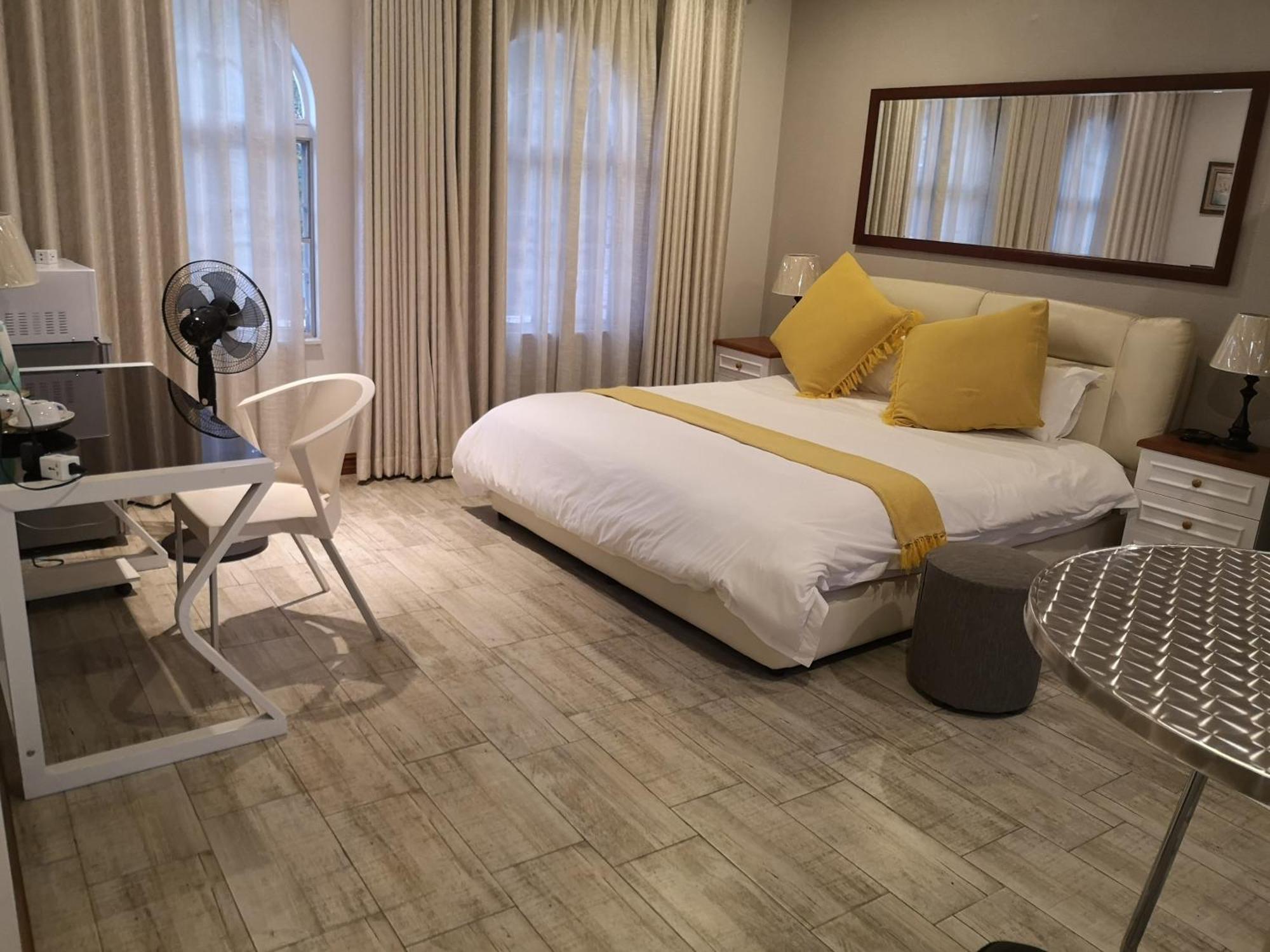 Lotus Guest House ヨハネスブルグ エクステリア 写真