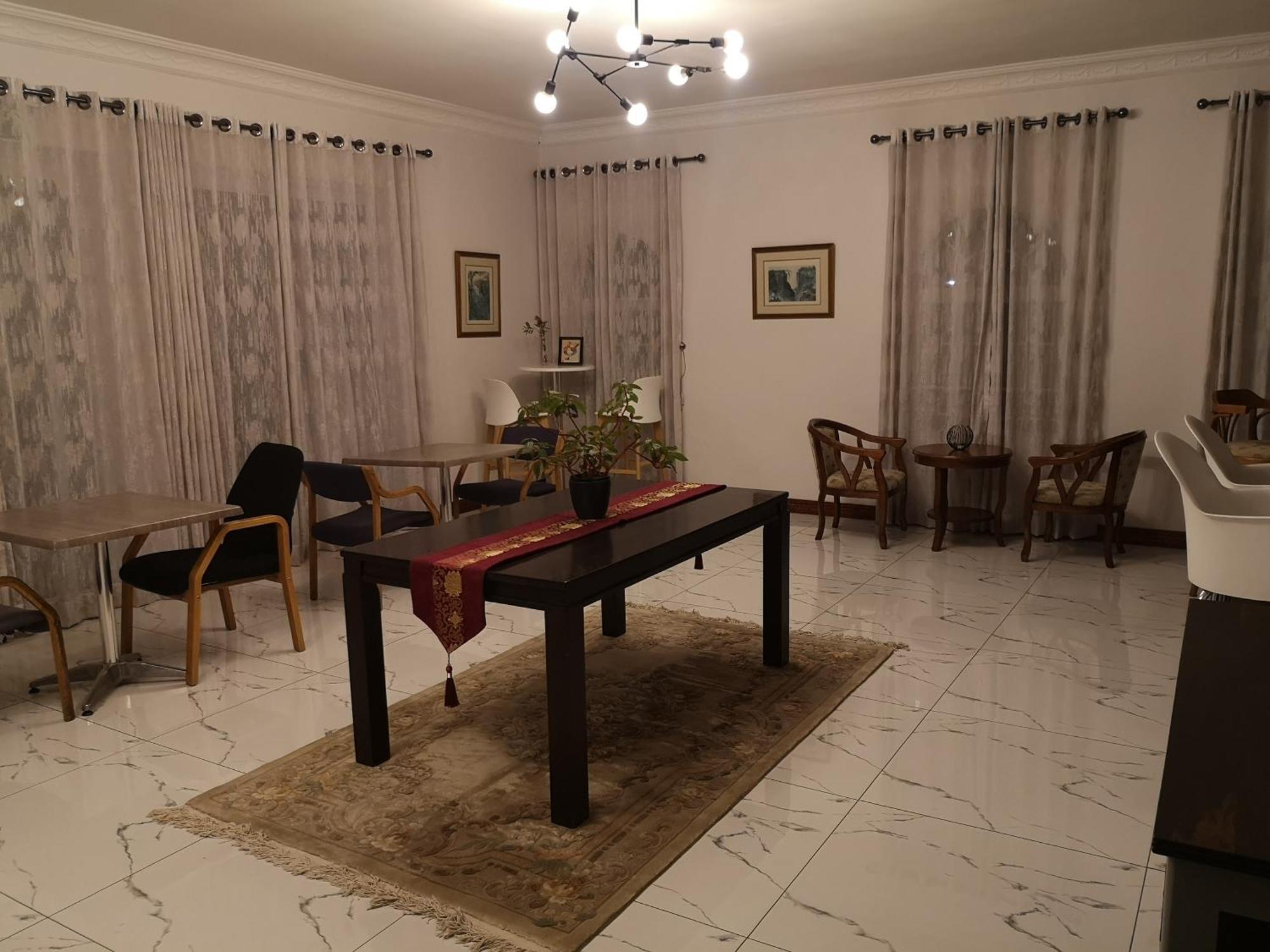 Lotus Guest House ヨハネスブルグ エクステリア 写真