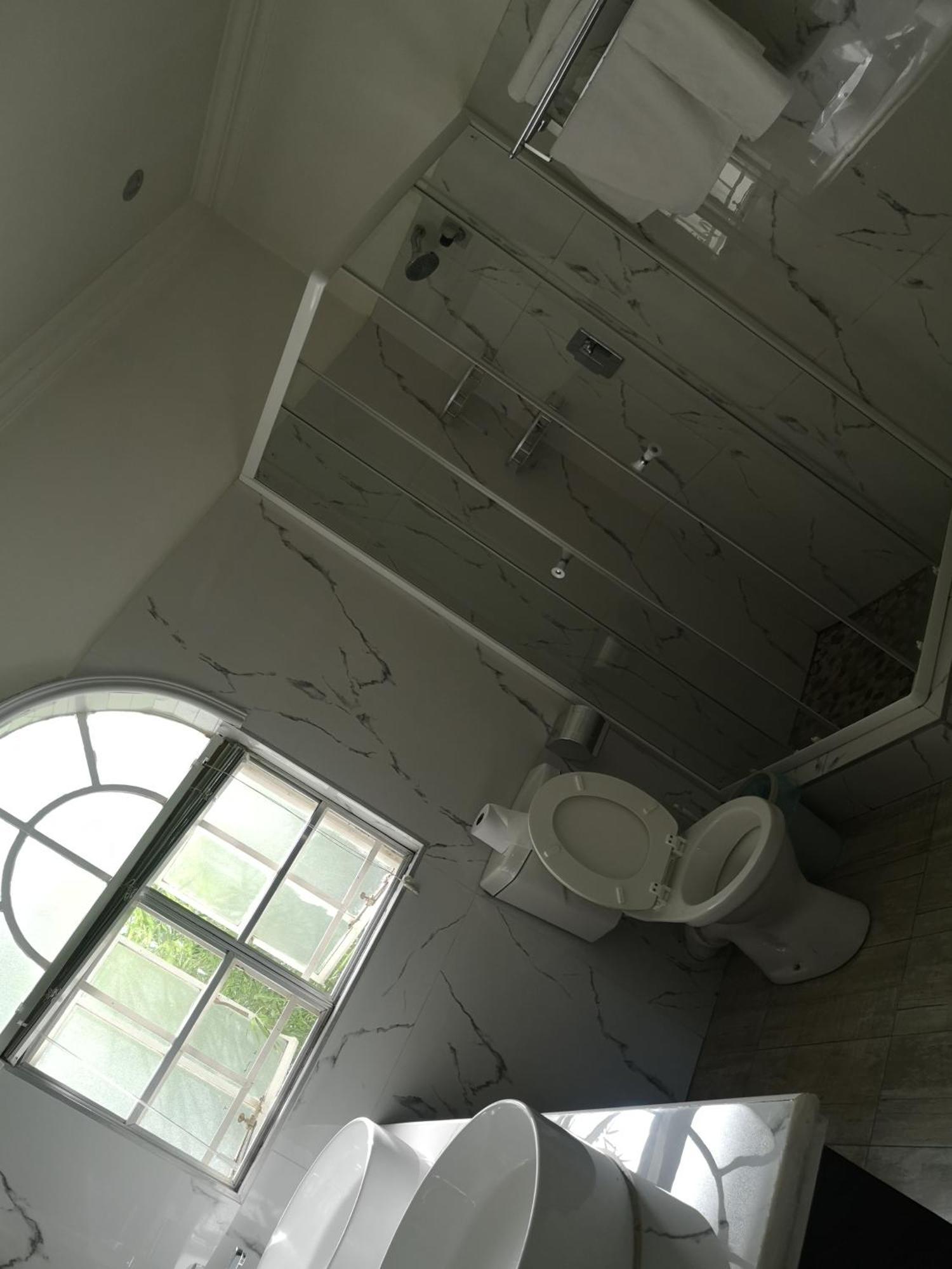 Lotus Guest House ヨハネスブルグ エクステリア 写真