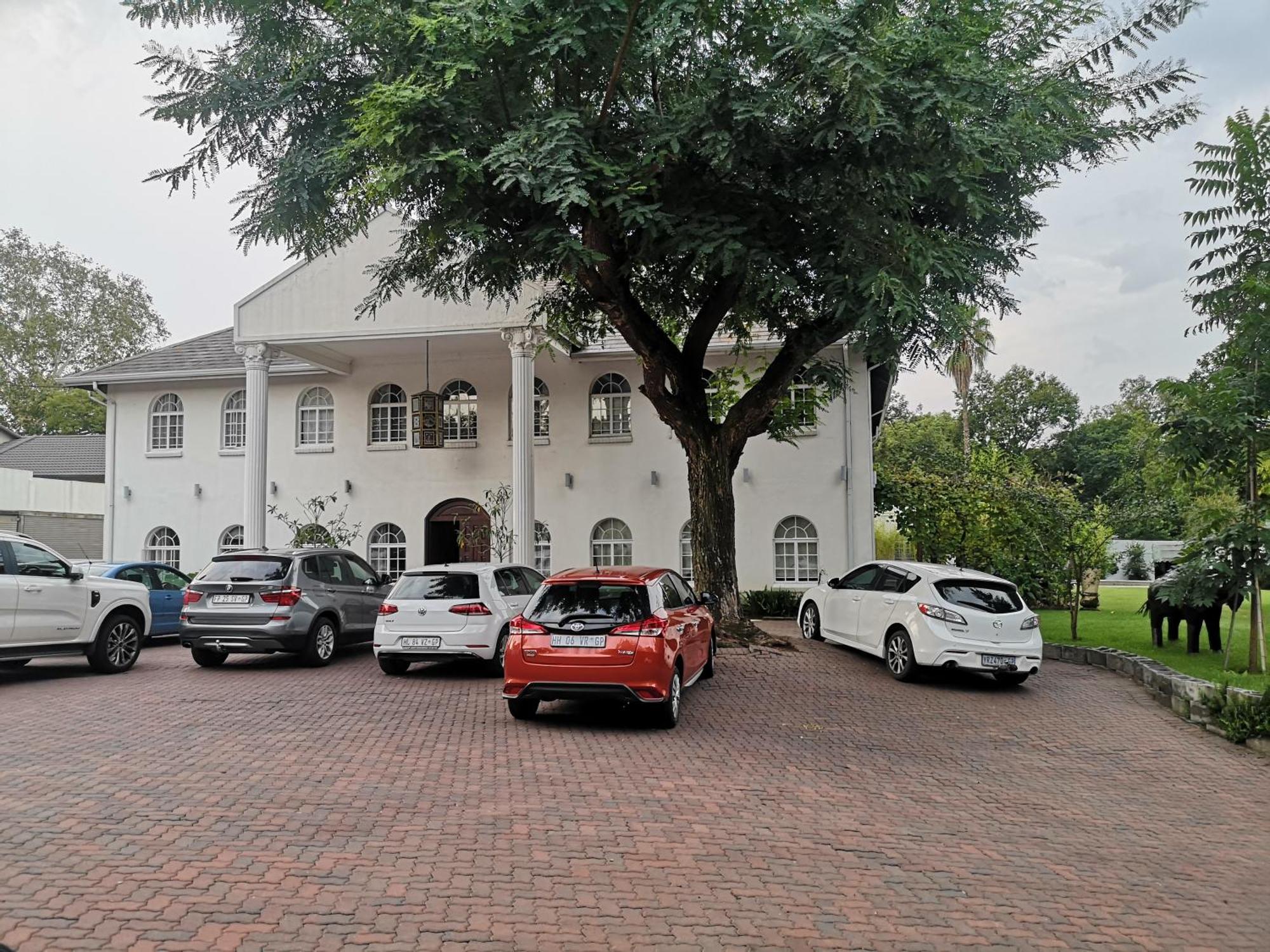 Lotus Guest House ヨハネスブルグ エクステリア 写真