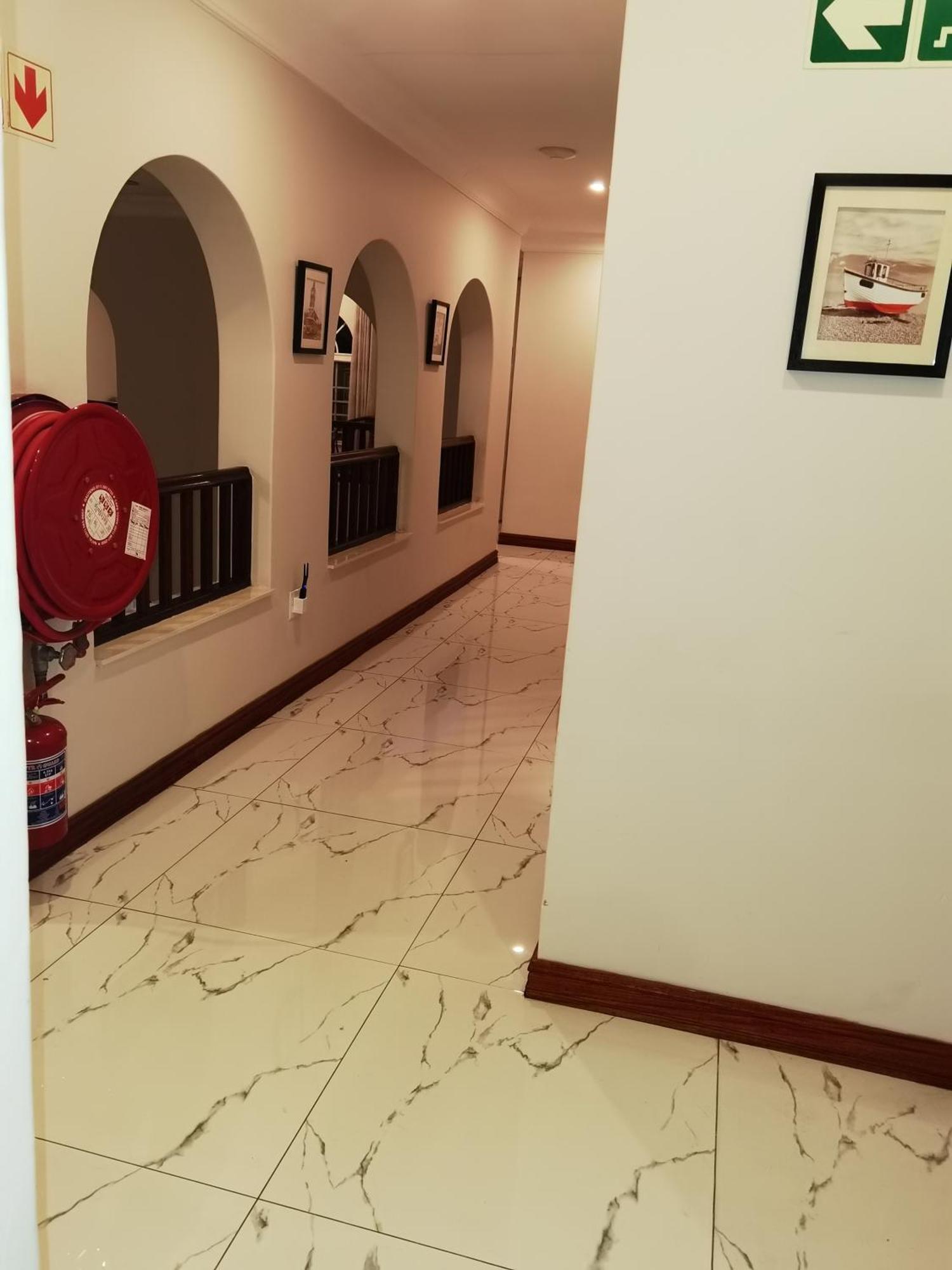 Lotus Guest House ヨハネスブルグ エクステリア 写真