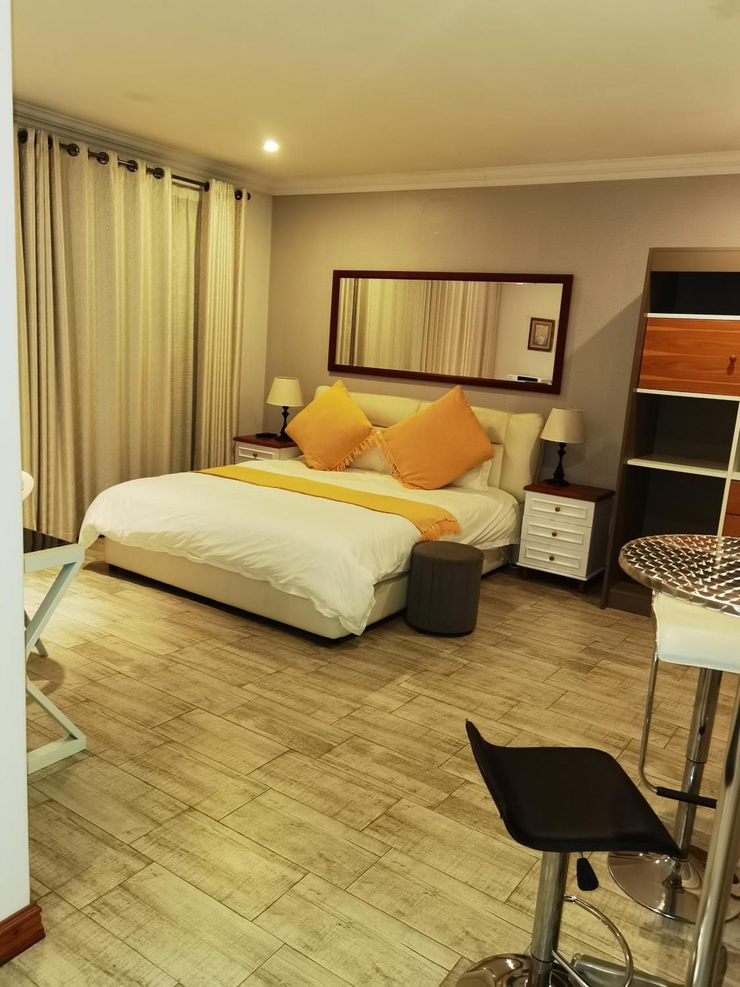 Lotus Guest House ヨハネスブルグ エクステリア 写真